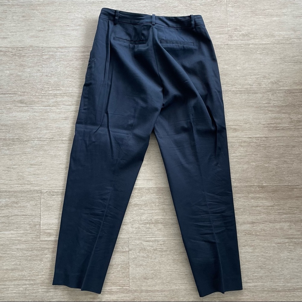 Tahari Cropped Dress Pants - Navy